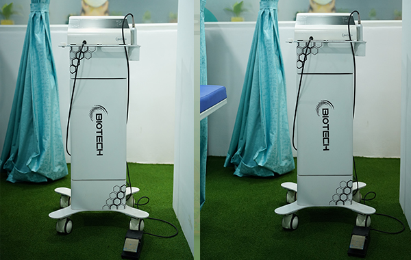 Laser Physiotherapy Equipment at PAL Physiotherapy Kondapur